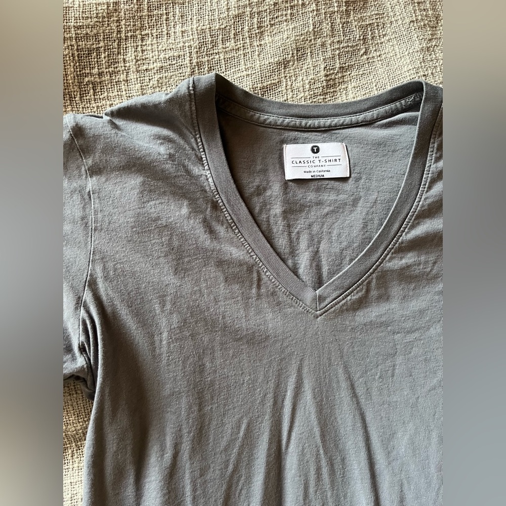 100% Organic Cotton Grey V Neck T-Shirt